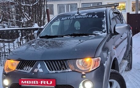 Mitsubishi L200 IV рестайлинг, 2007 год, 2 200 000 рублей, 18 фотография