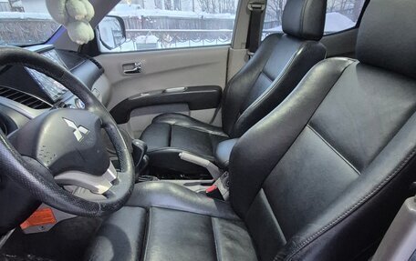 Mitsubishi L200 IV рестайлинг, 2007 год, 2 200 000 рублей, 28 фотография