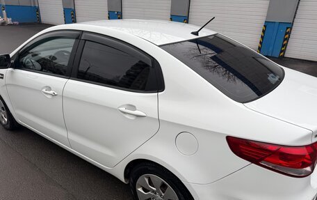 KIA Rio III рестайлинг, 2015 год, 830 000 рублей, 16 фотография