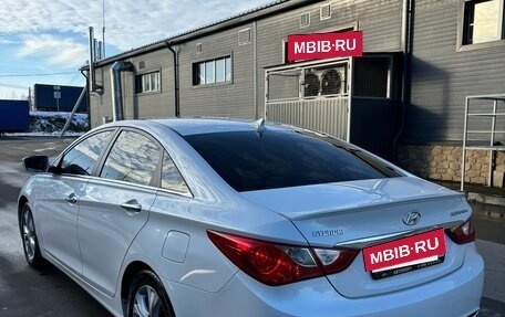 Hyundai Sonata VI, 2012 год, 875 000 рублей, 4 фотография