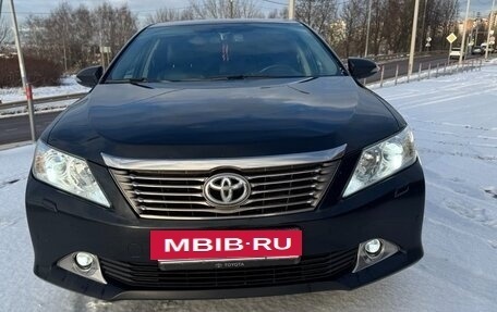 Toyota Camry, 2013 год, 2 050 000 рублей, 3 фотография