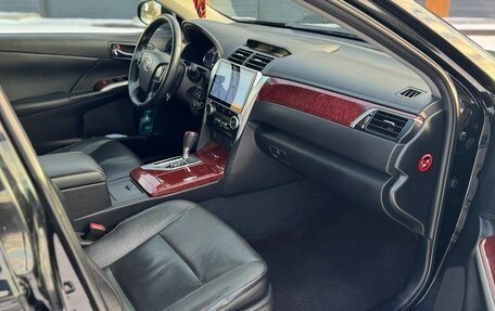 Toyota Camry, 2013 год, 2 050 000 рублей, 11 фотография