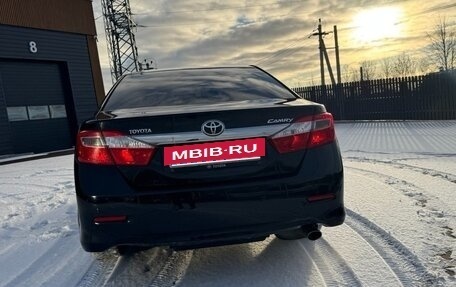Toyota Camry, 2013 год, 2 050 000 рублей, 8 фотография