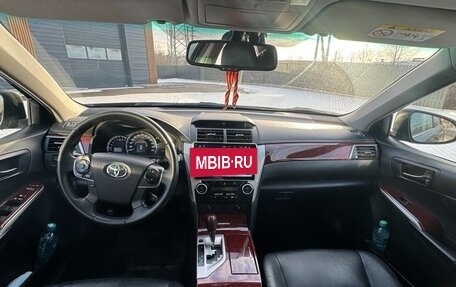 Toyota Camry, 2013 год, 2 050 000 рублей, 12 фотография