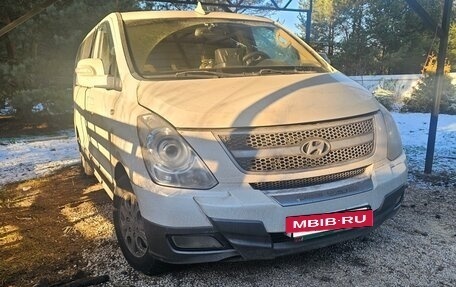 Hyundai Grand Starex Grand Starex I рестайлинг 2, 2012 год, 1 700 000 рублей, 2 фотография