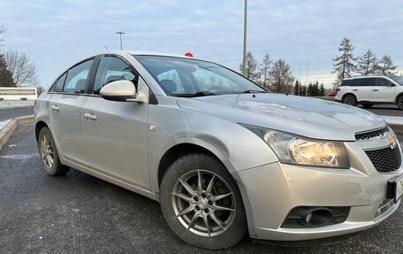 Chevrolet Cruze II, 2012 год, 735 000 рублей, 3 фотография