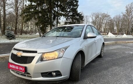 Chevrolet Cruze II, 2012 год, 735 000 рублей, 2 фотография