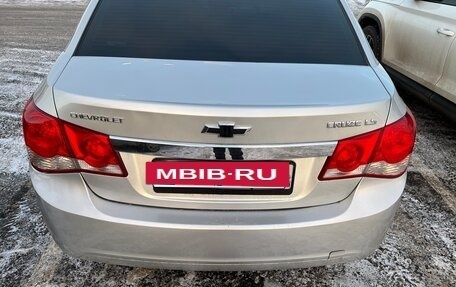 Chevrolet Cruze II, 2011 год, 670 000 рублей, 15 фотография