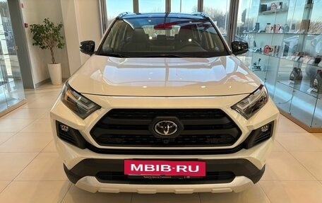 Toyota RAV4, 2025 год, 4 950 000 рублей, 2 фотография