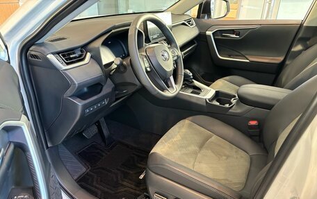 Toyota RAV4, 2025 год, 4 950 000 рублей, 13 фотография