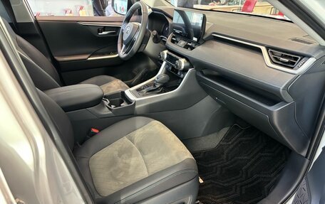 Toyota RAV4, 2025 год, 4 950 000 рублей, 14 фотография