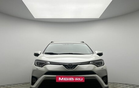 Toyota RAV4, 2015 год, 2 400 000 рублей, 2 фотография