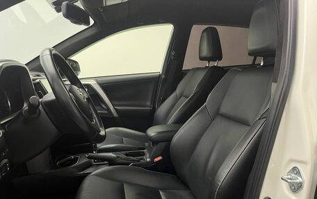 Toyota RAV4, 2015 год, 2 400 000 рублей, 13 фотография