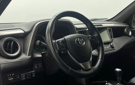 Toyota RAV4, 2015 год, 2 400 000 рублей, 16 фотография