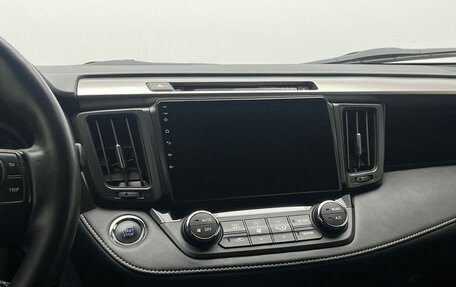 Toyota RAV4, 2015 год, 2 400 000 рублей, 18 фотография