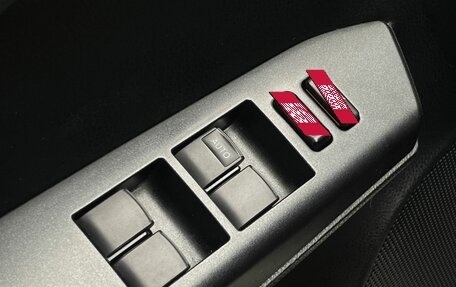 Toyota RAV4, 2015 год, 2 400 000 рублей, 15 фотография