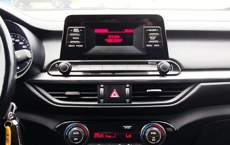 KIA Cerato IV, 2018 год, 1 900 000 рублей, 13 фотография