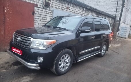 Toyota Land Cruiser 200, 2012 год, 3 040 000 рублей, 1 фотография