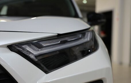 Toyota RAV4, 2025 год, 4 400 000 рублей, 9 фотография