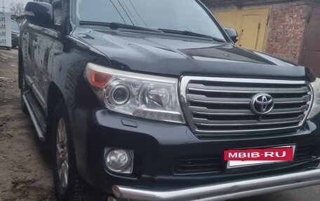 Toyota Land Cruiser 200, 2012 год, 3 040 000 рублей, 9 фотография