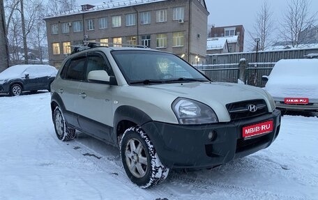 Hyundai Tucson III, 2004 год, 450 000 рублей, 1 фотография