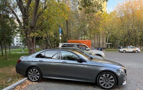 Mercedes-Benz E-Класс, 2019 год, 4 750 000 рублей, 2 фотография