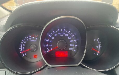 KIA Rio III рестайлинг, 2014 год, 730 000 рублей, 10 фотография