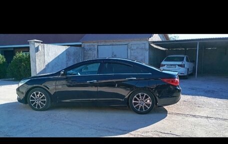 Hyundai Sonata VI, 2011 год, 970 000 рублей, 9 фотография