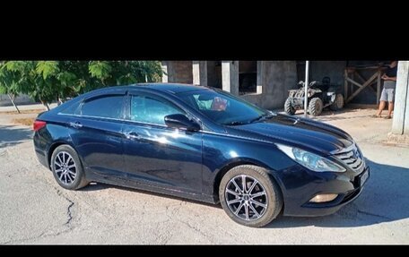 Hyundai Sonata VI, 2011 год, 970 000 рублей, 8 фотография