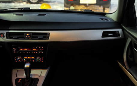 BMW 3 серия, 2011 год, 1 179 000 рублей, 16 фотография