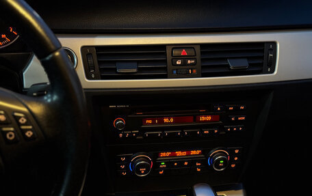 BMW 3 серия, 2011 год, 1 179 000 рублей, 18 фотография