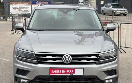 Volkswagen Tiguan II, 2019 год, 3 197 000 рублей, 6 фотография