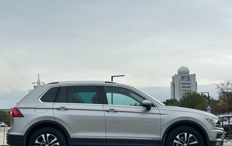 Volkswagen Tiguan II, 2019 год, 3 197 000 рублей, 11 фотография