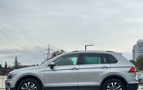 Volkswagen Tiguan II, 2019 год, 3 197 000 рублей, 17 фотография