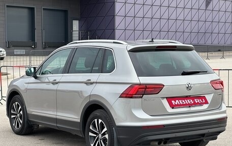 Volkswagen Tiguan II, 2019 год, 3 197 000 рублей, 20 фотография