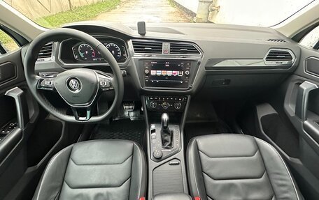 Volkswagen Tiguan II, 2019 год, 3 197 000 рублей, 32 фотография