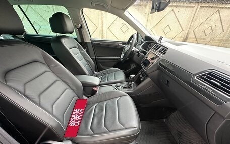 Volkswagen Tiguan II, 2019 год, 3 197 000 рублей, 35 фотография