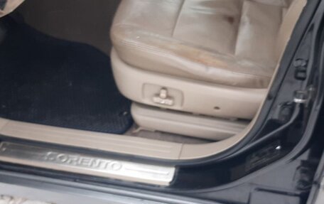 KIA Sorento IV, 2004 год, 700 000 рублей, 10 фотография