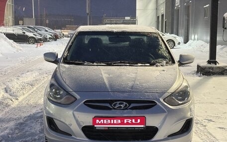 Hyundai Solaris II рестайлинг, 2012 год, 699 000 рублей, 3 фотография