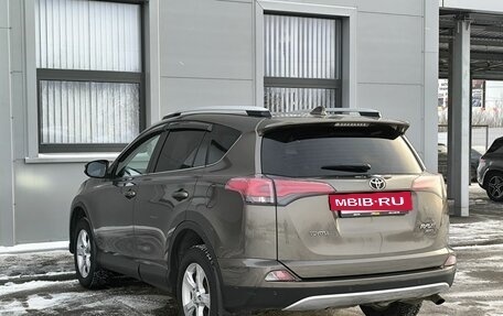 Toyota RAV4, 2018 год, 2 150 000 рублей, 5 фотография