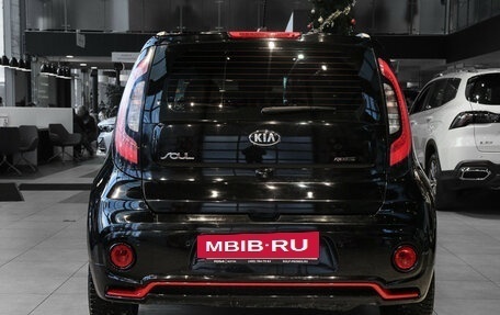 KIA Soul II рестайлинг, 2018 год, 1 499 000 рублей, 5 фотография