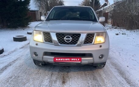 Nissan Pathfinder, 2006 год, 950 000 рублей, 2 фотография