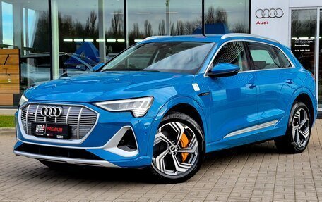 Audi e-tron I, 2023 год, 5 490 000 рублей, 2 фотография