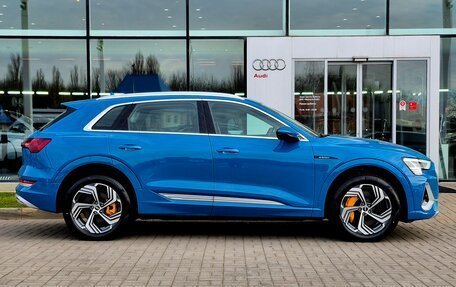 Audi e-tron I, 2023 год, 5 490 000 рублей, 6 фотография