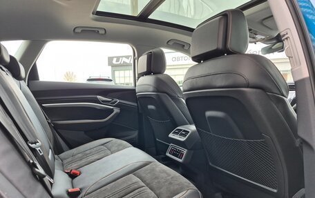 Audi e-tron I, 2023 год, 5 490 000 рублей, 35 фотография