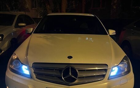 Mercedes-Benz C-Класс, 2013 год, 1 750 000 рублей, 4 фотография