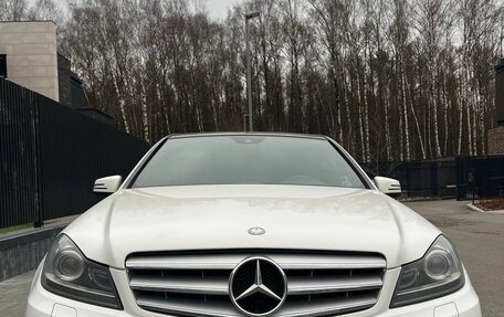 Mercedes-Benz C-Класс, 2013 год, 1 750 000 рублей, 6 фотография