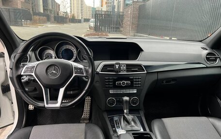 Mercedes-Benz C-Класс, 2013 год, 1 750 000 рублей, 23 фотография