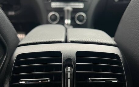 Mercedes-Benz C-Класс, 2013 год, 1 750 000 рублей, 24 фотография