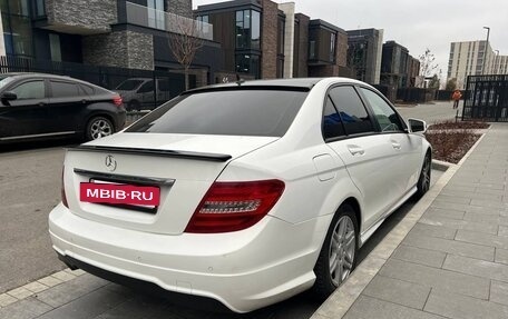 Mercedes-Benz C-Класс, 2013 год, 1 750 000 рублей, 15 фотография
